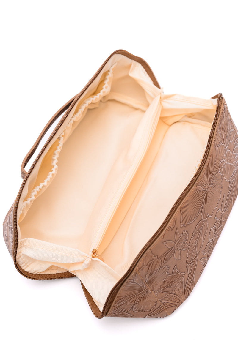 Life In Luxury Large Capacity Cosmetic Bag in Cream