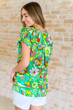 Lizzy Cap Sleeve Top in Retro Green Floral